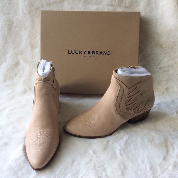 NEW IN BOX Lucky Brand Leather/Suede Ankle Boots - Picture 3 of 5